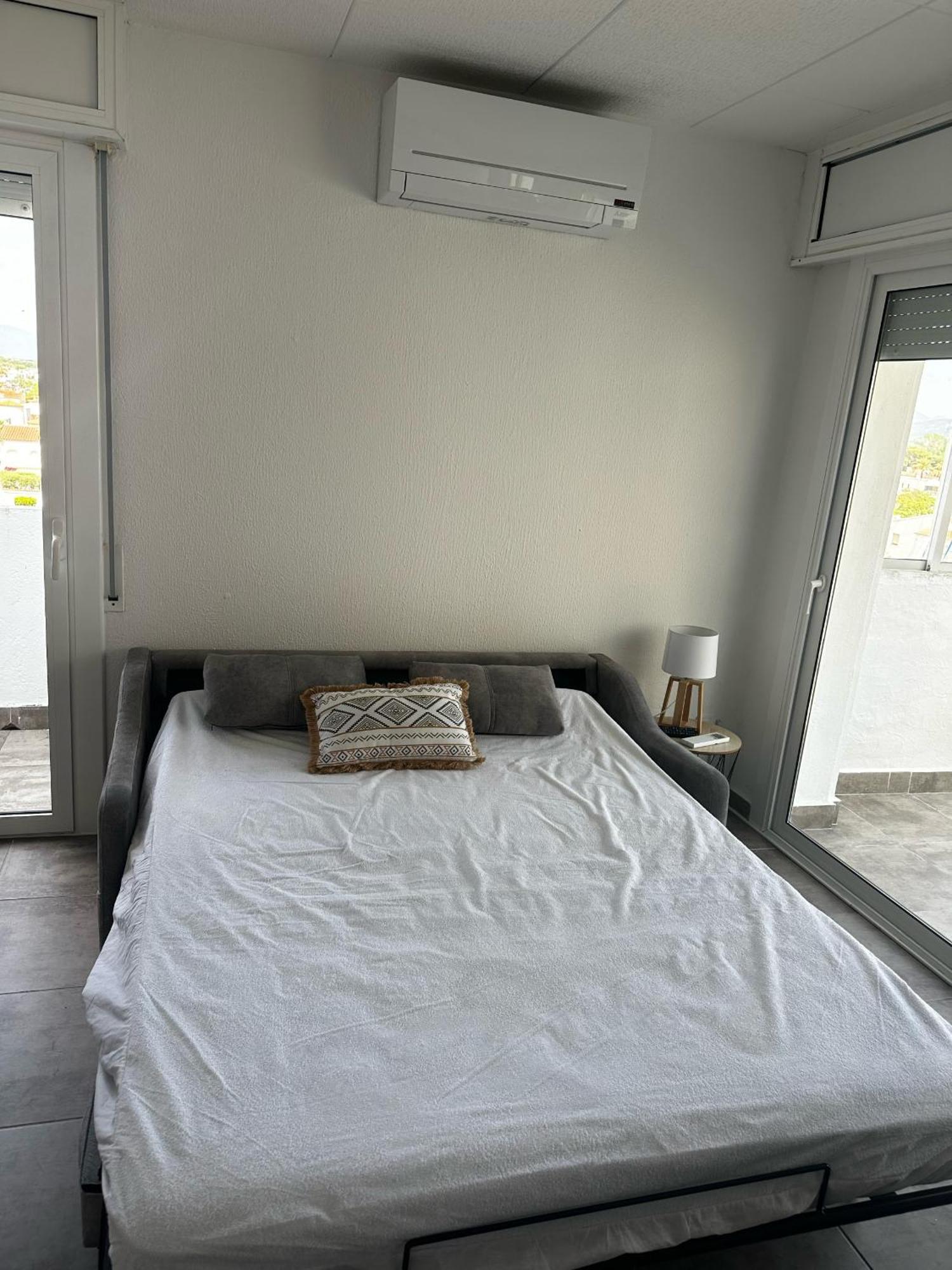 Apartmán Estudio Port Grec Empuriabrava Exteriér fotografie